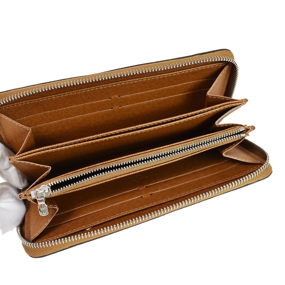 LOUIS VUITTON Zippy wallet