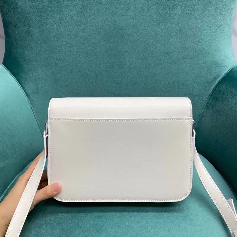 Amelia - YSL Bag - 2376