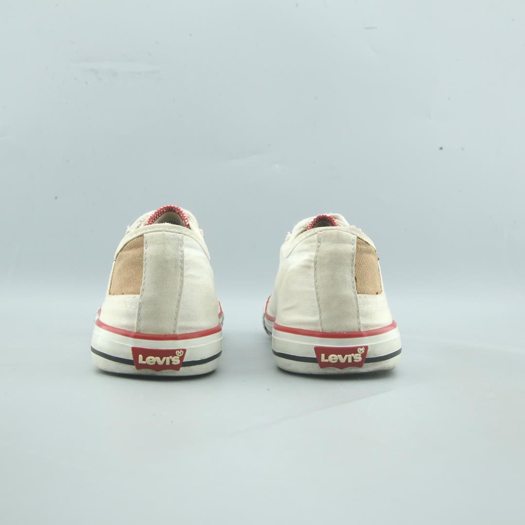 LEVI'S .