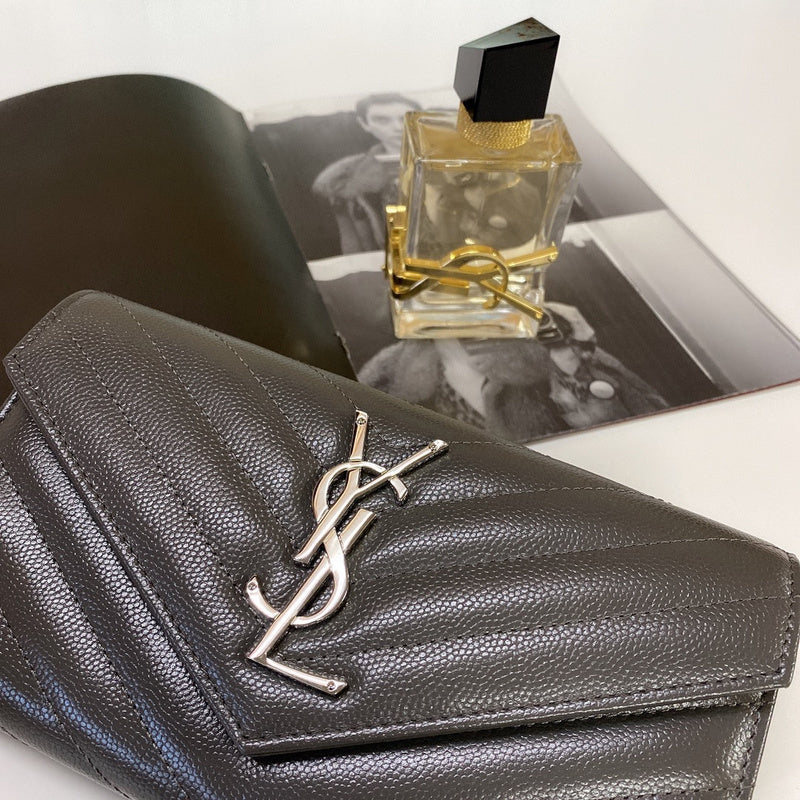Amelia - YSL Bag - 3825