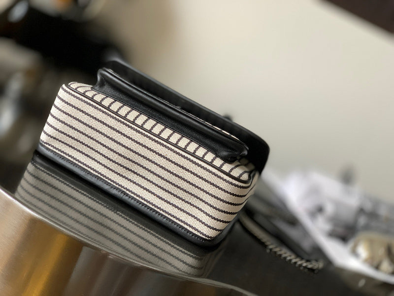 Amelia - YSL Bag - 3662