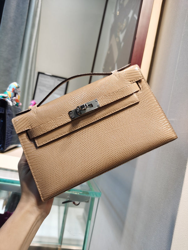Amelia - HMS Bags - 1569
