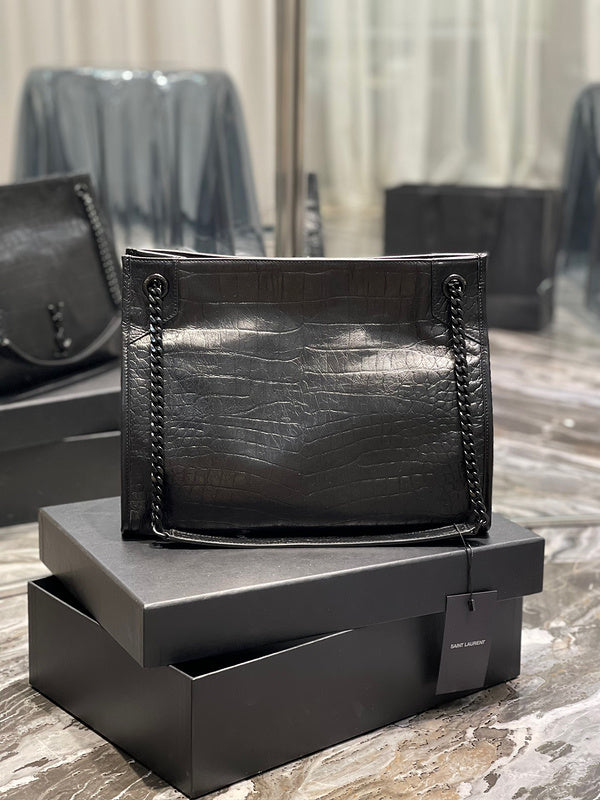 Amelia - YSL Bag - 3949