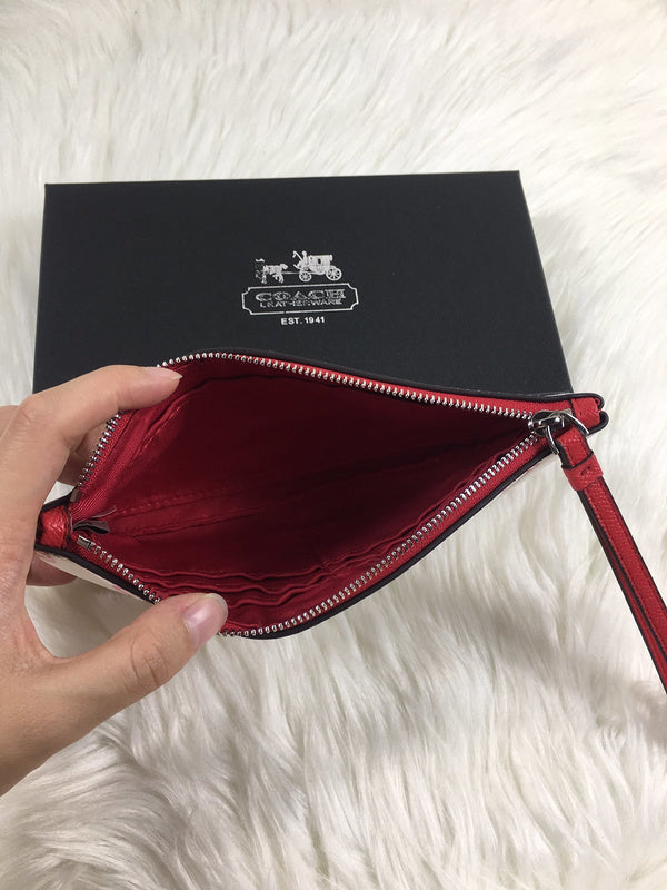Amelia - CAH Wallet - 167