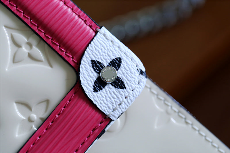 Fan Fashion Lu-Vi bags - 8042