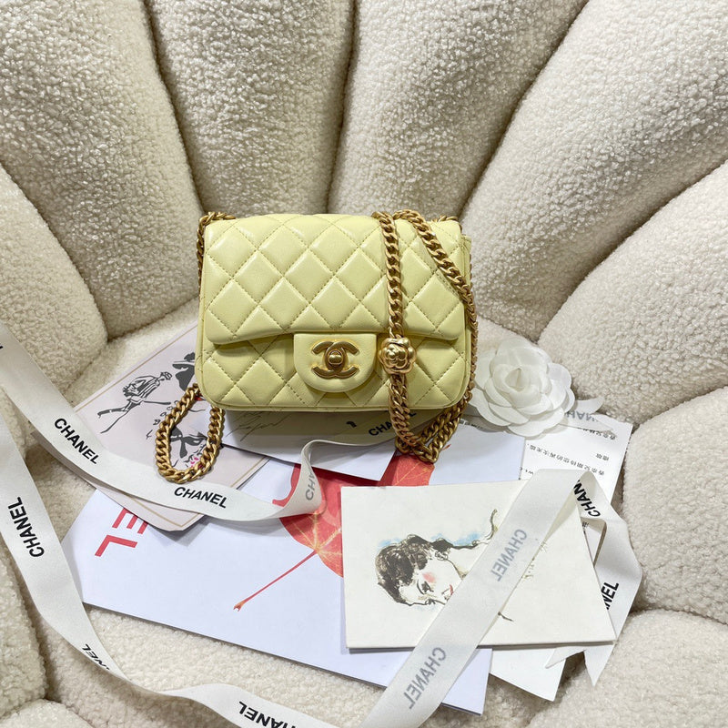 Wellow Bags - Chanel - Bags  - 426