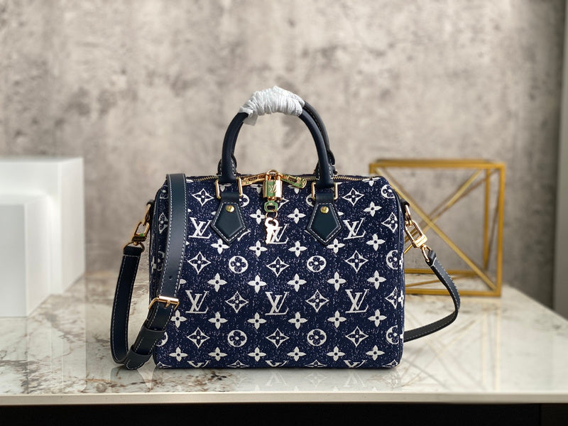 Fan Fashion Lu-Vi bags - 17222