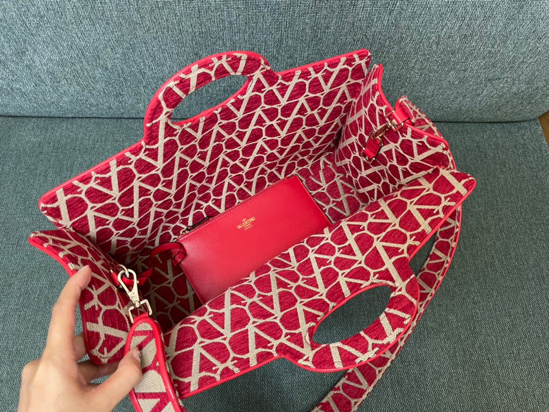 VAL LUXURY BAGS - FOR FASHION LOVERS  AFFORDABLE LUXURY BAGS- 891