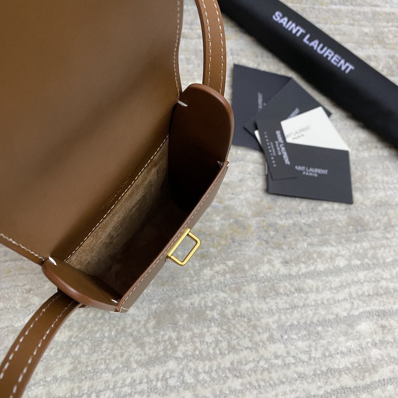 Amelia - YSL Bag - 3802