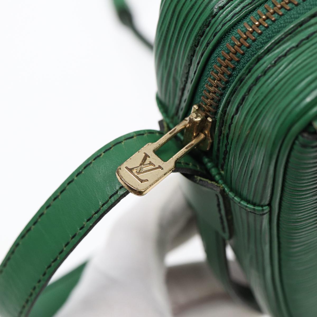 LOUIS VUITTON Epi Jeune Fille MM Shoulder Bag Green M52154 LV Auth 87755