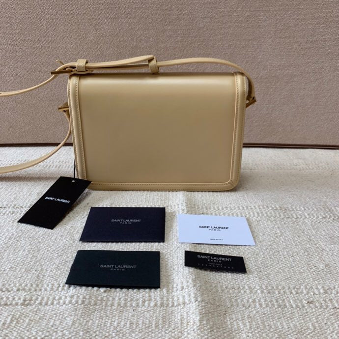 Amelia - YSL Bag - 3744