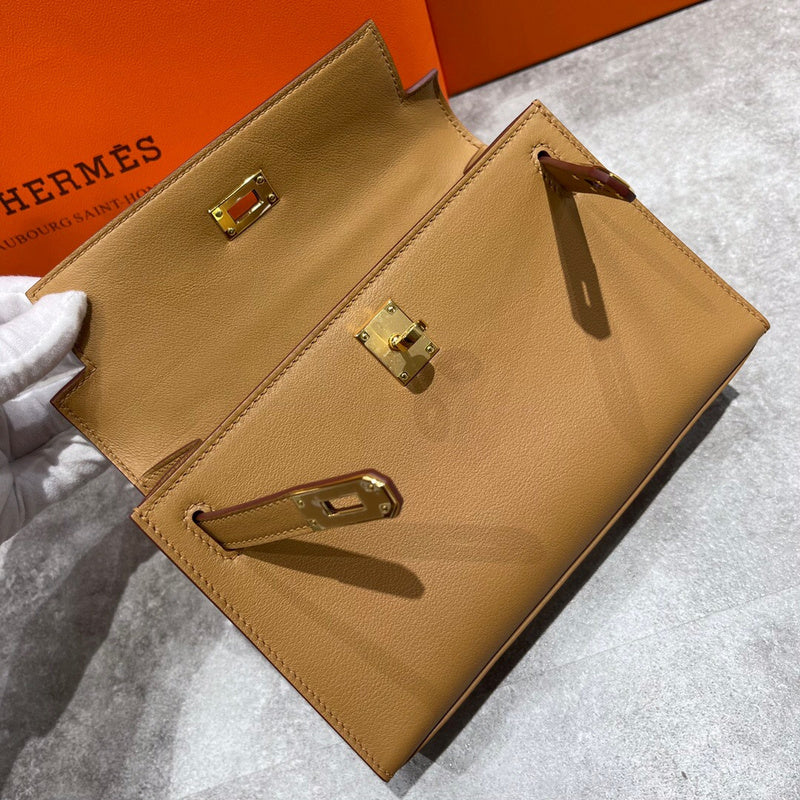 Amelia - HMS Bags - 1645