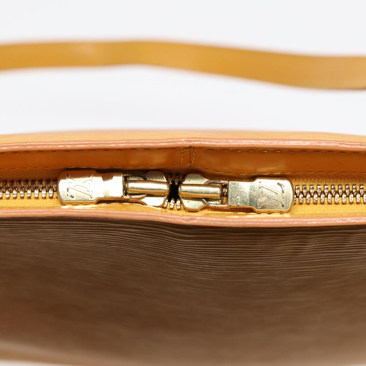 LOUIS VUITTON Epi Lussac Shoulder Bag Yellow M52289 LV Auth 87935