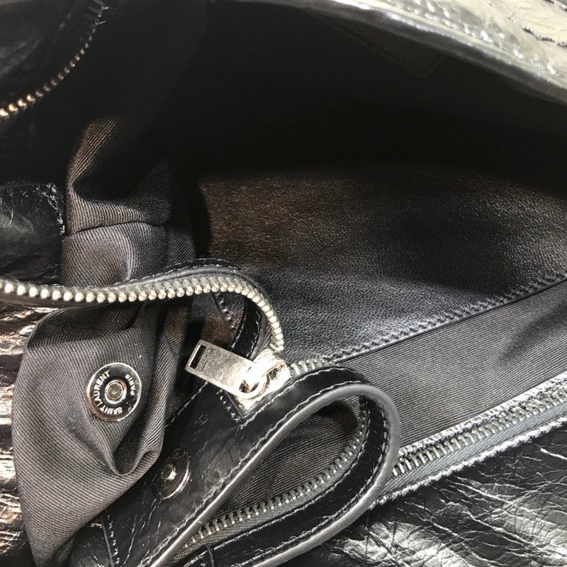 Amelia - YSL Bag - 2220