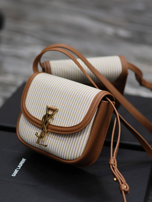Amelia - YSL Bag - 1789