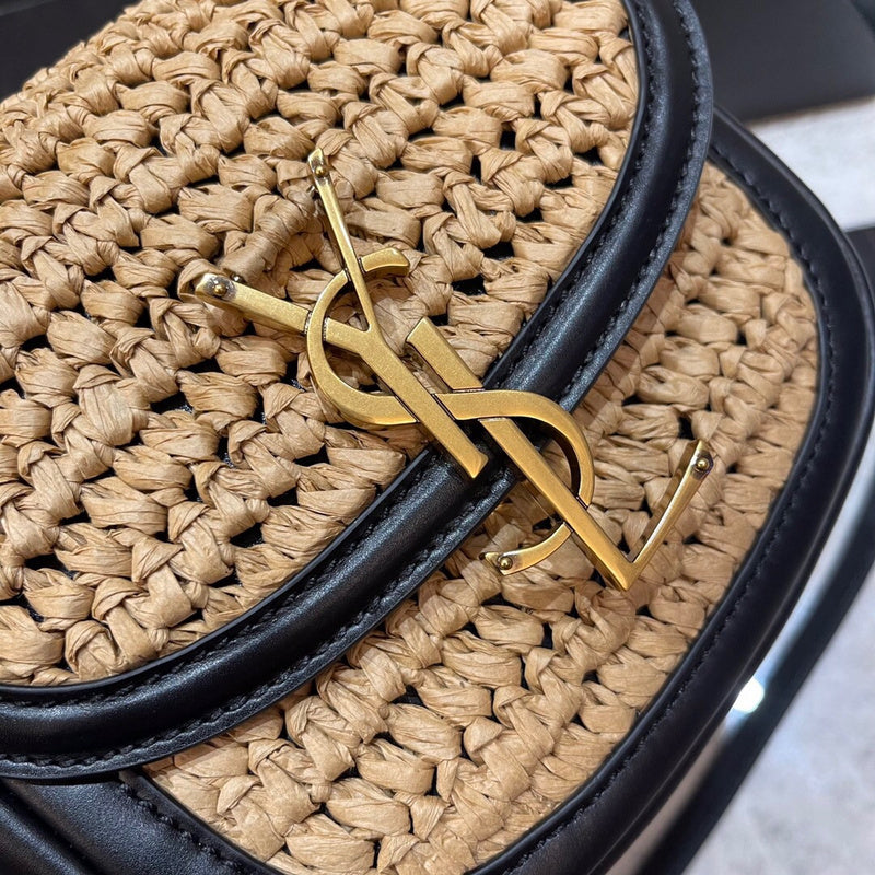 Amelia - YSL Bag - 3676