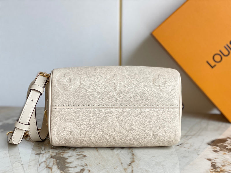 Amelia's Bag Gallery - LOV Bags - 968