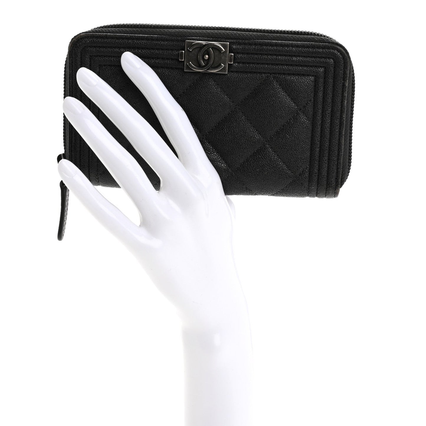 Amelia Iridescent Caviar Quilted Small Boy Zip Around Wallet Grey