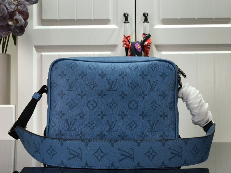Fan Fashion Lu-Vi bags - 17562