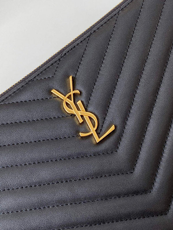 Amelia - YSL Bag - 3591