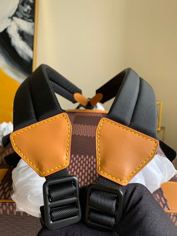 Fan Fashion Lu-Vi bags - 17783