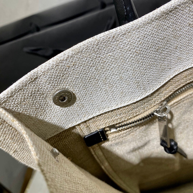 Amelia - YSL Bag - 4109