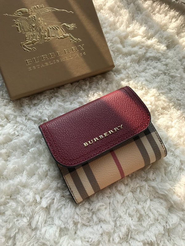 Burberry Bags - Bagsattire   555