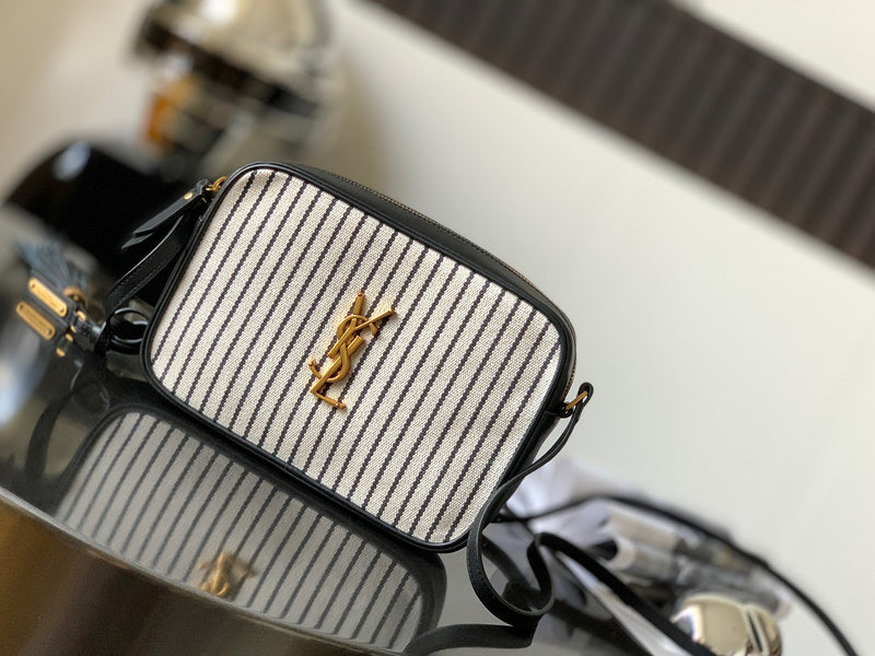 Amelia - YSL Bag - 4188