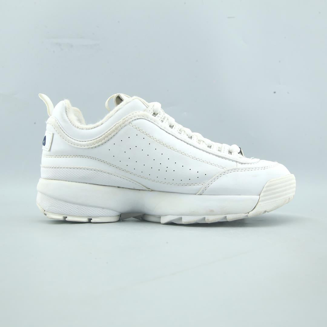 FILA .