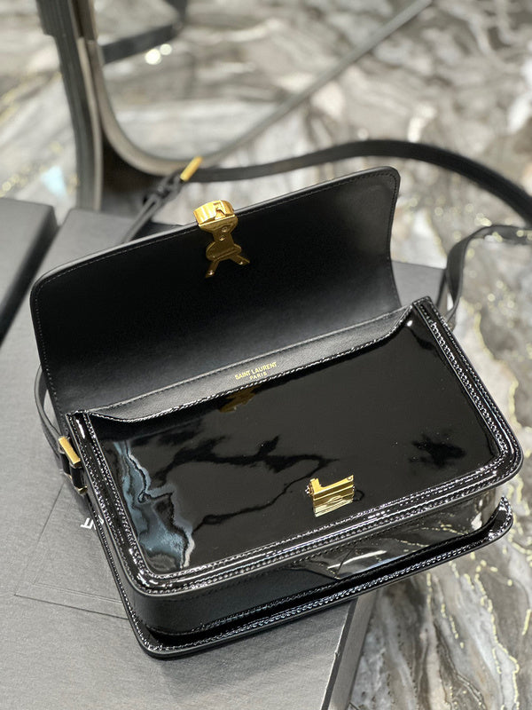 Amelia - YSL Bag - 3964