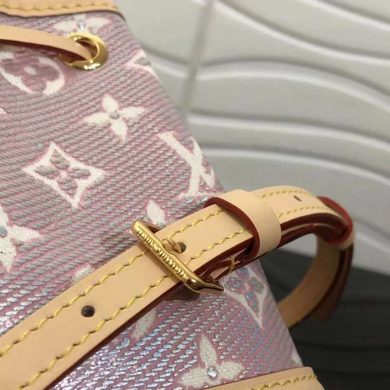 Fan Fashion Lu-Vi bags - 11410