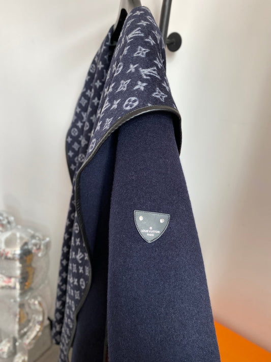 Luxury Louis Vuitton  Wrap Coat 042