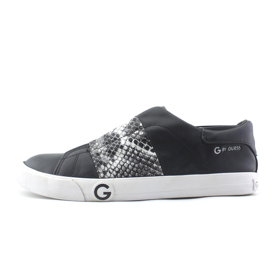G BY GUESS GGONNER-T