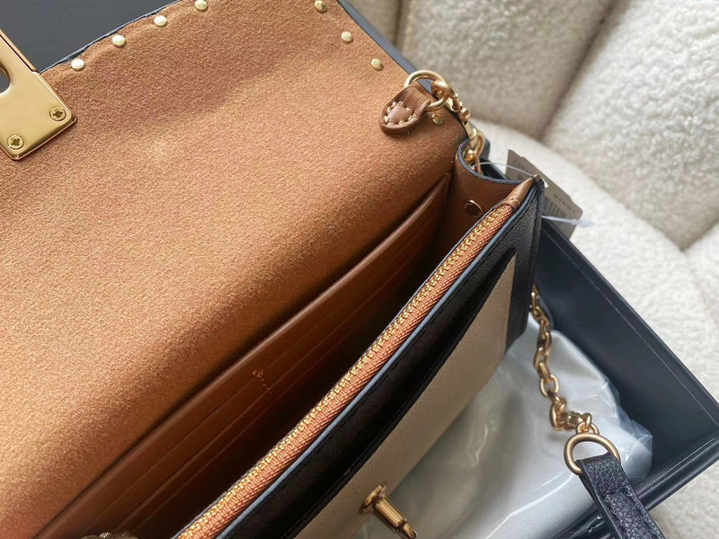Amelia - CCH Bags - 180