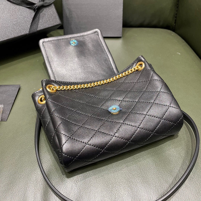Amelia - YSL Bag - 3759