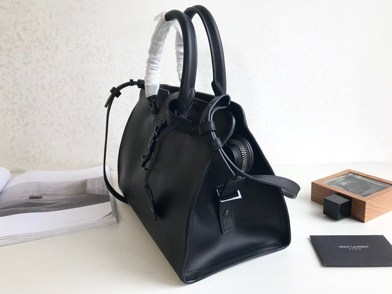 Amelia - YSL Bag - 2163