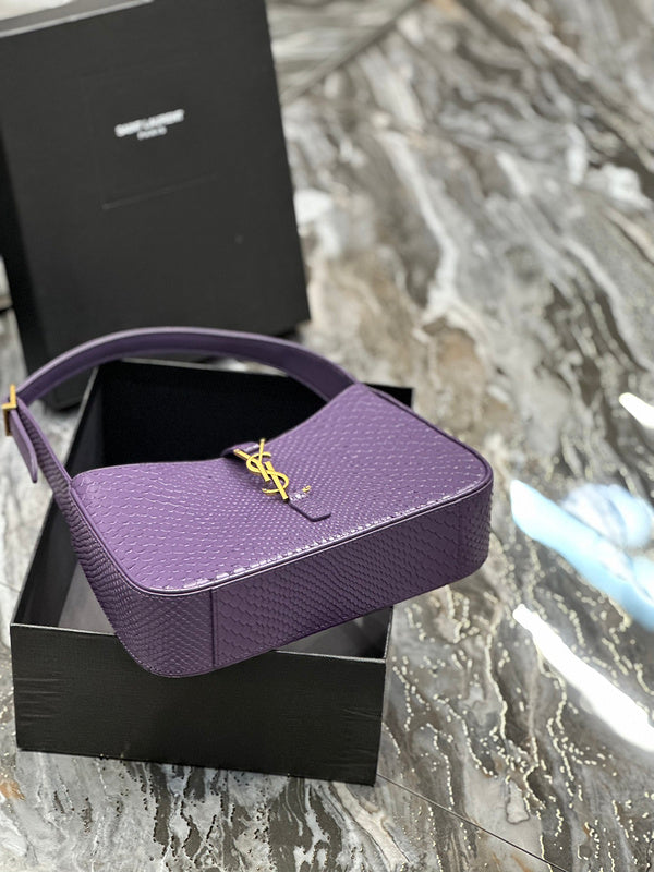 Amelia - YSL Bag - 2491