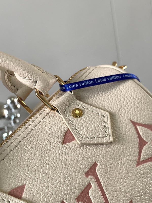 Amelia's Bag Gallery - LOV Bags - 1334