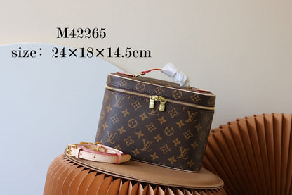 Fan Fashion Lu-Vi Bags - 16980