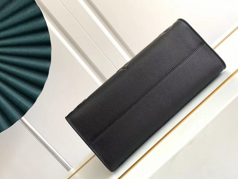 Fan Fashion Lu-Vi bags - 17537