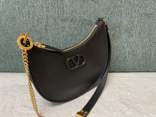 VAL LUXURY BAGS - FOR FASHION LOVERS  AFFORDABLE LUXURY BAGS- 738