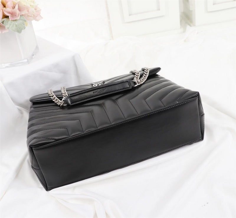 Amelia - YSL Bag - 2825