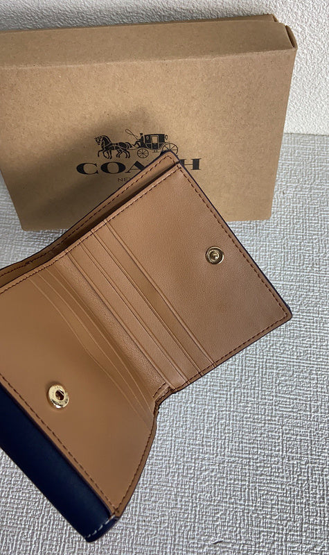 Amelia-i CAH Bags - 006