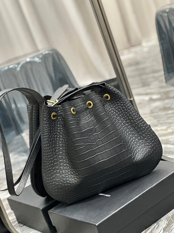 Amelia - YSL Bag - 3936