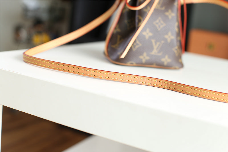 Fan Fashion Lu-Vi bags - 9390