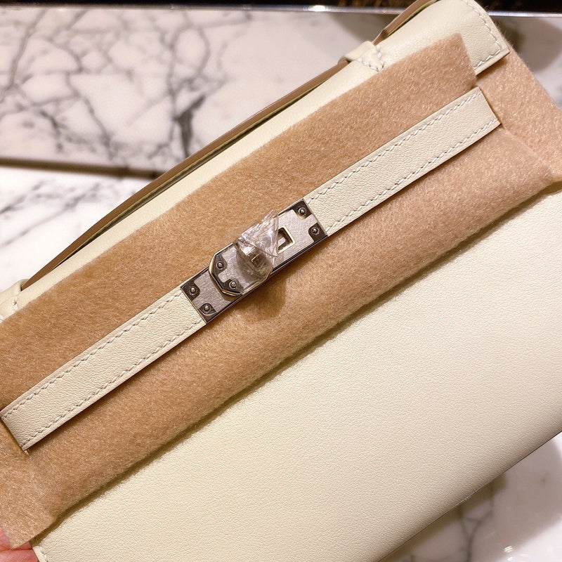 Amelia - HMS Bags - 1563