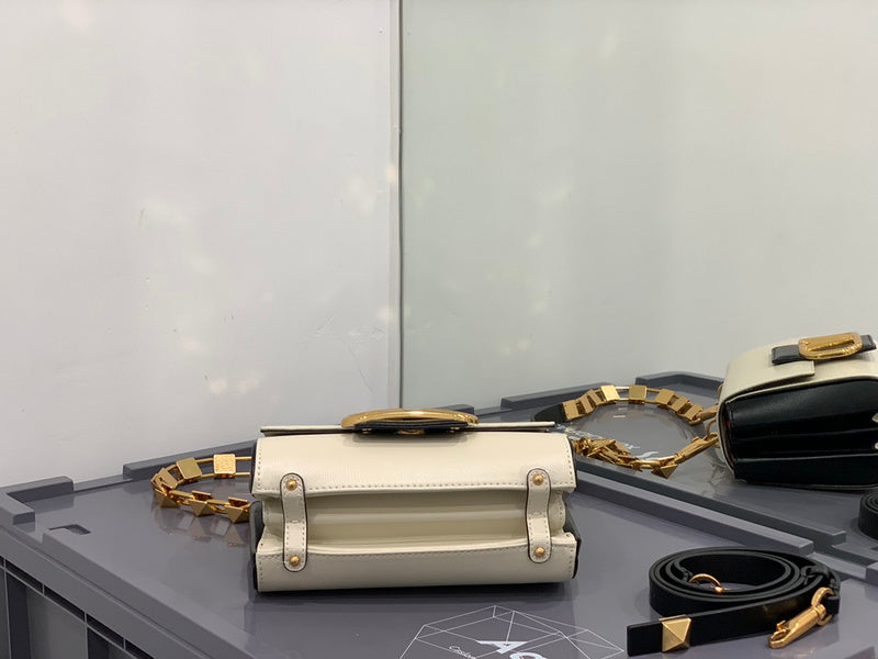 Amelia's Bag Gallery - VEL Bags - 1057