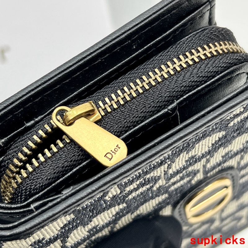 Amelia- Mix Wallets - 321