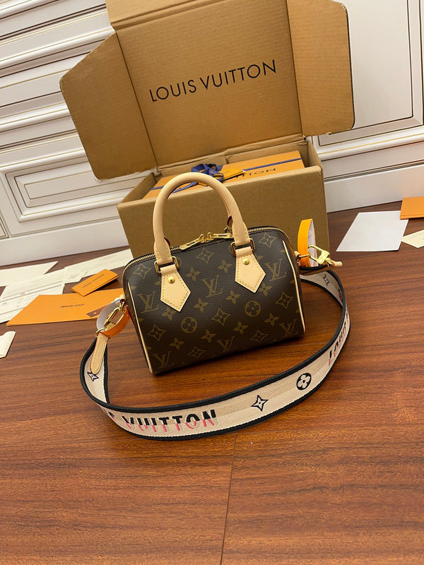 Amelia's Bag Gallery - LOV Bags - 1026
