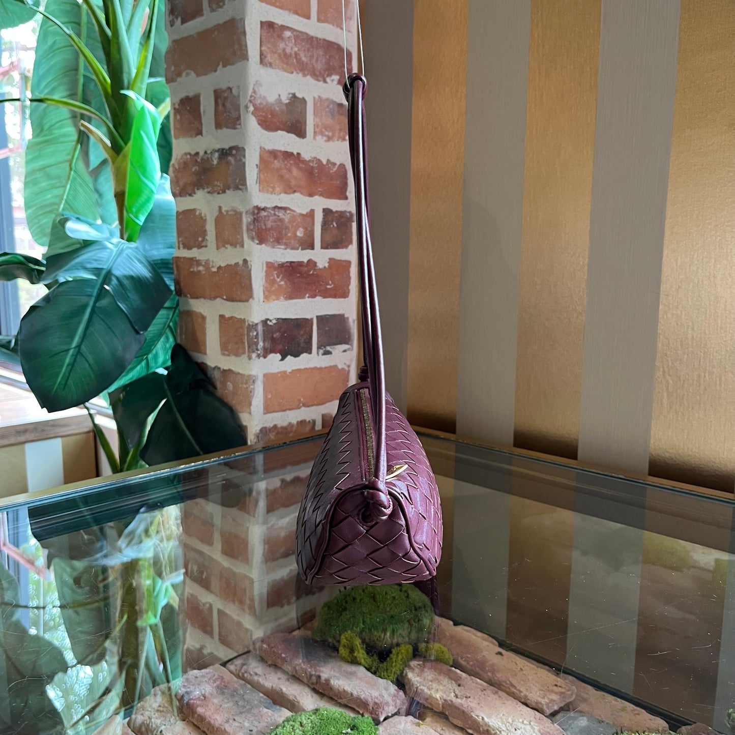B-VENETA Half Moon Barro M  Brass Nappa Intrecciato Shoulder Bag
